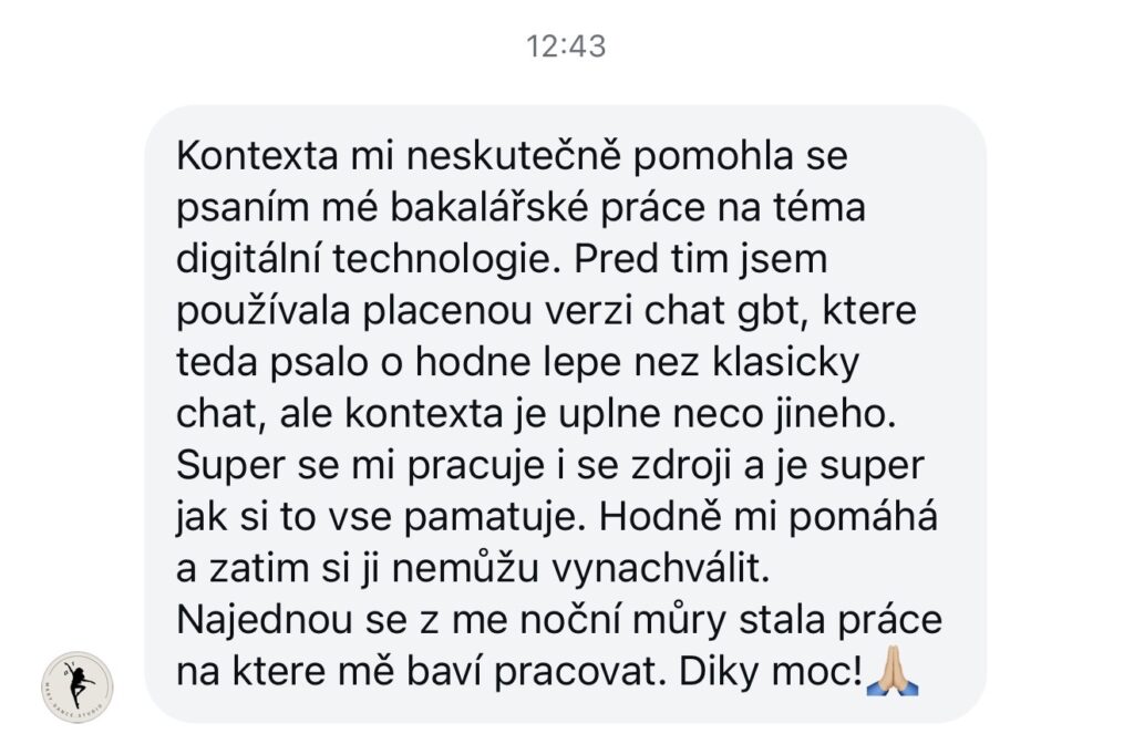 recenze kontexta